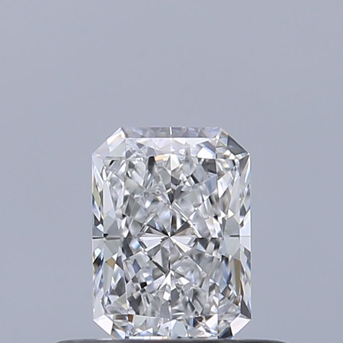 Diamante Naturale Taglio Radiant 0.37ct VG/EX D VVS2 - GIA - 5.01x3.61x2.42mm
