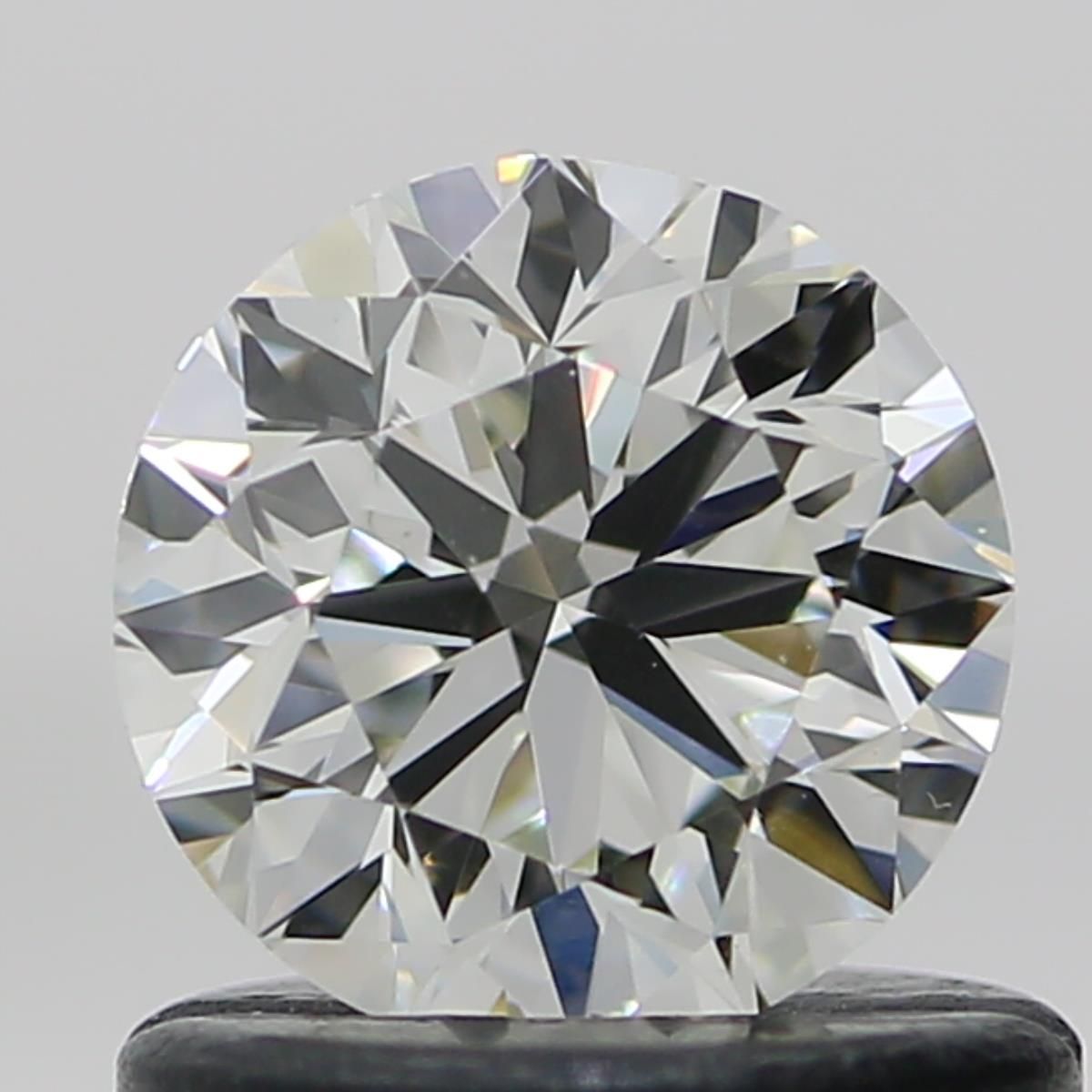 Diamante Naturale Taglio Brillante 0.7ct VG/G/VG J VVS1 - GIA - 5.58x5.53x3.53mm