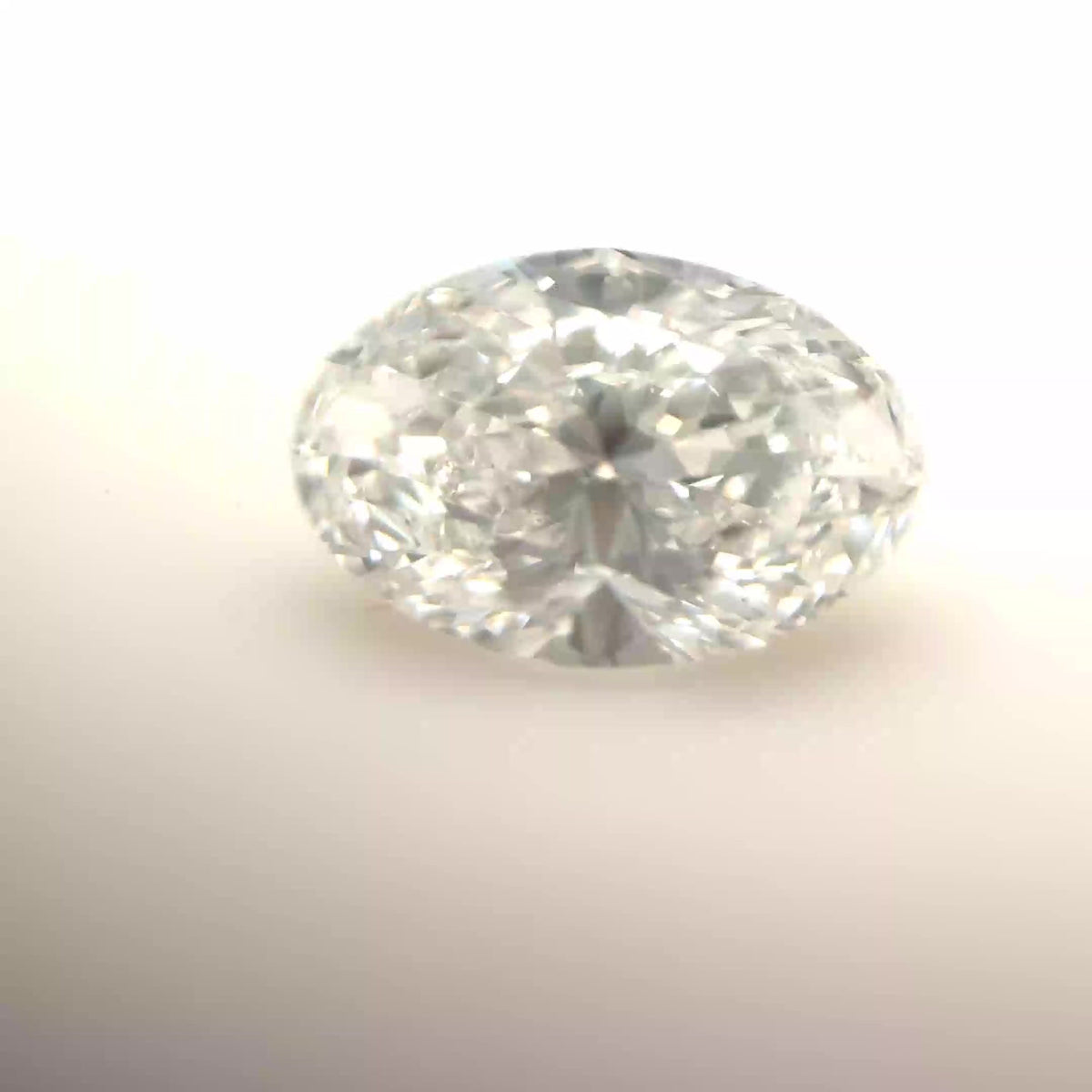 Diamante Naturale Taglio Ovale 1.31ct EX/EX E VS2 - GIA - 8.85x5.95x3.73mm