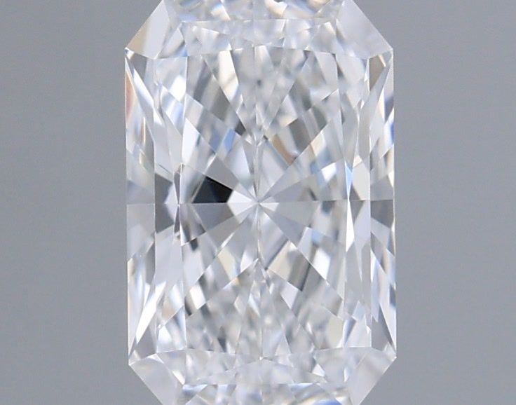 Diamante Naturale Taglio Radiant 0.4ct VG/VG D VS1 - GIA - 5.6x3.57x2.4mm