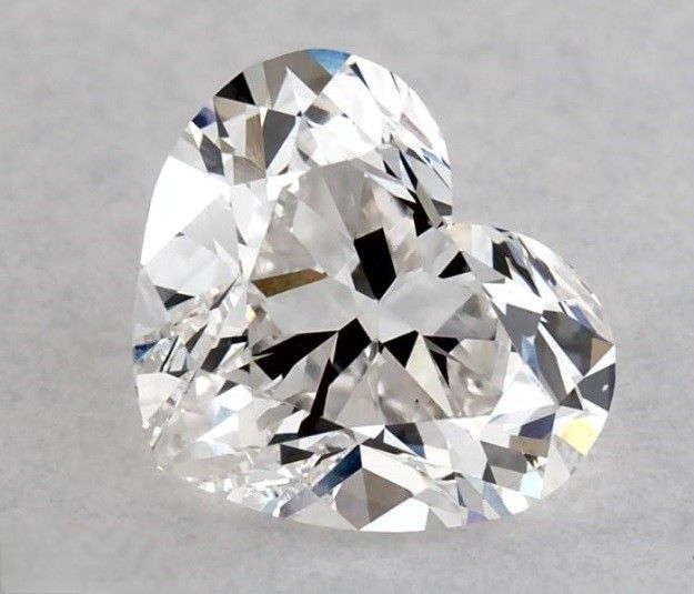 Diamante Naturale Taglio Cuore 0.81ct G/G G VS1 - GIA - 5.27x6.23x3.75mm
