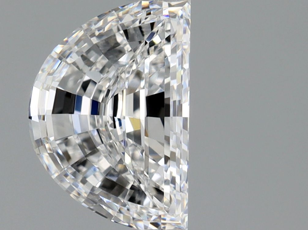 Diamante Naturale Taglio Mezzaluna 0.92ct VG/EX E VVS2 - GIA - 7.02x4.81x3.33mm