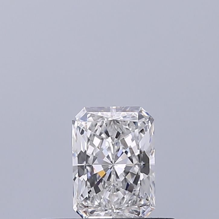 Diamante Naturale Taglio Radiant 0.32ct EX/VG E VVS1 - GIA - 4.83x3.45x2.29mm