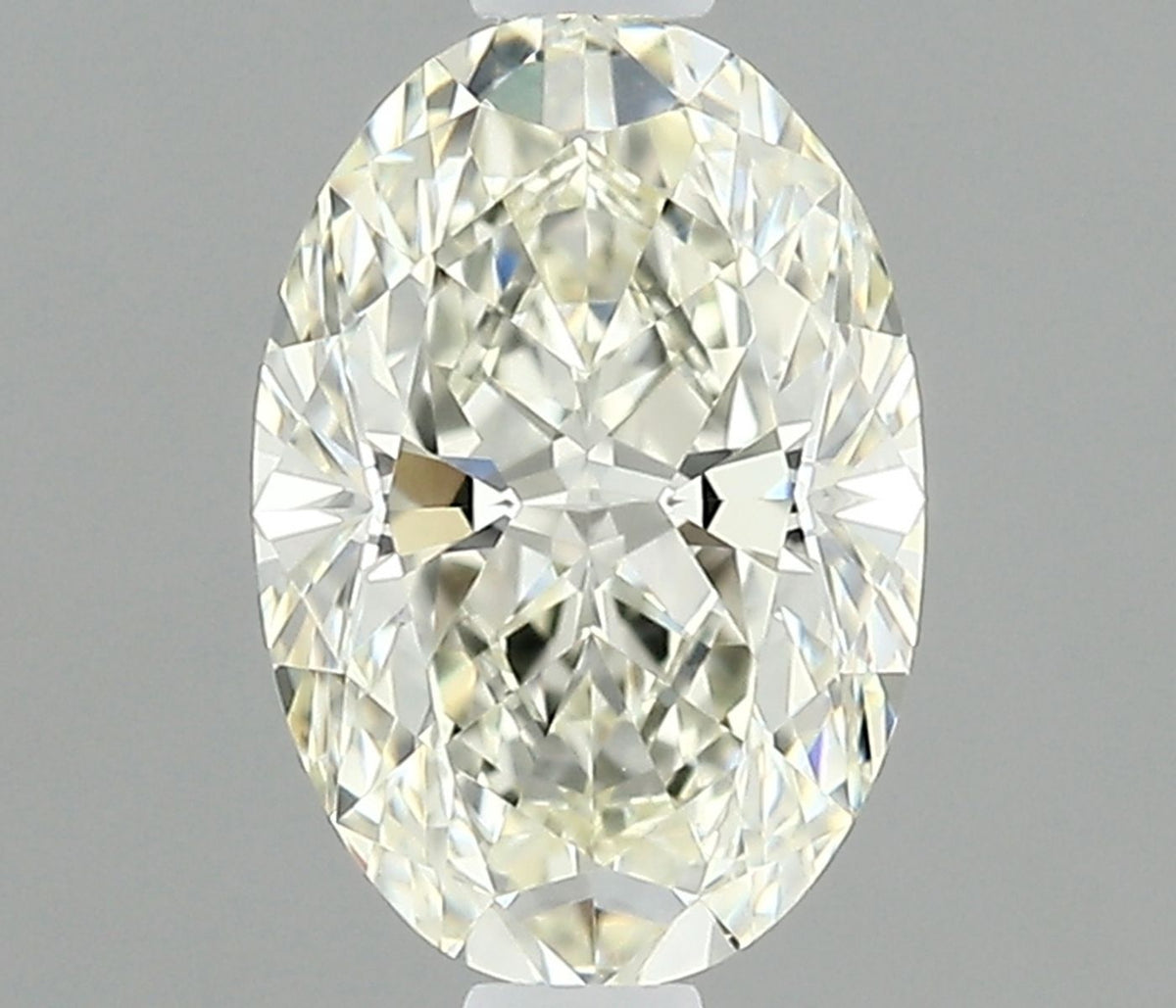 Diamante Naturale Taglio Ovale 0.61ct EX/EX J VVS1 - IGI - 6.88x4.69x2.85mm