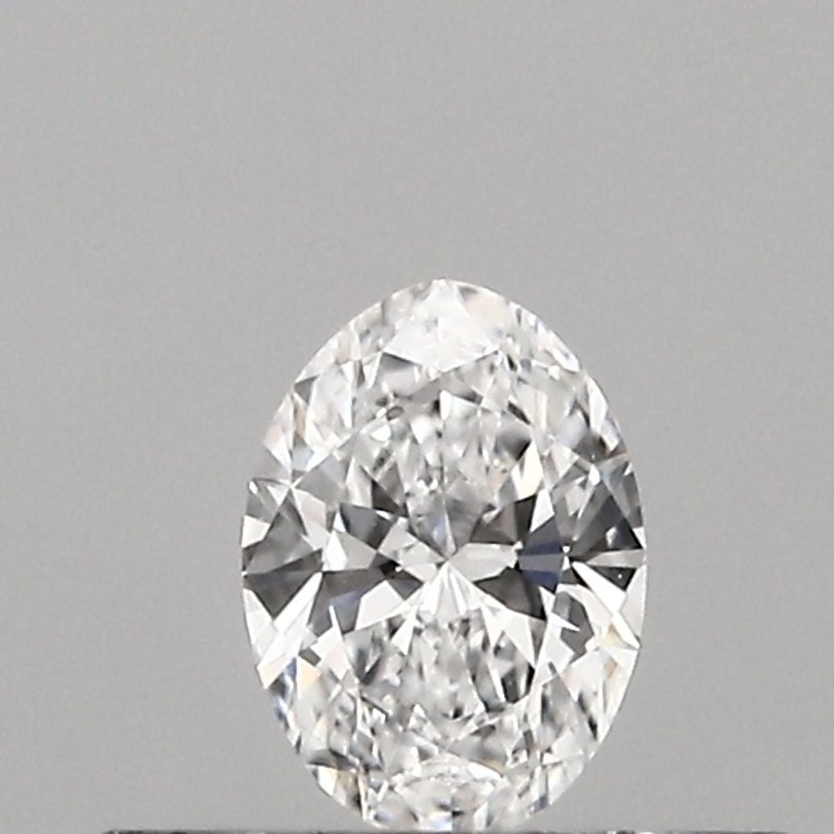 Diamante Naturale Taglio Ovale 0.21ct VG/EX D VS1 - GIA - 4.86x3.48x2.03mm