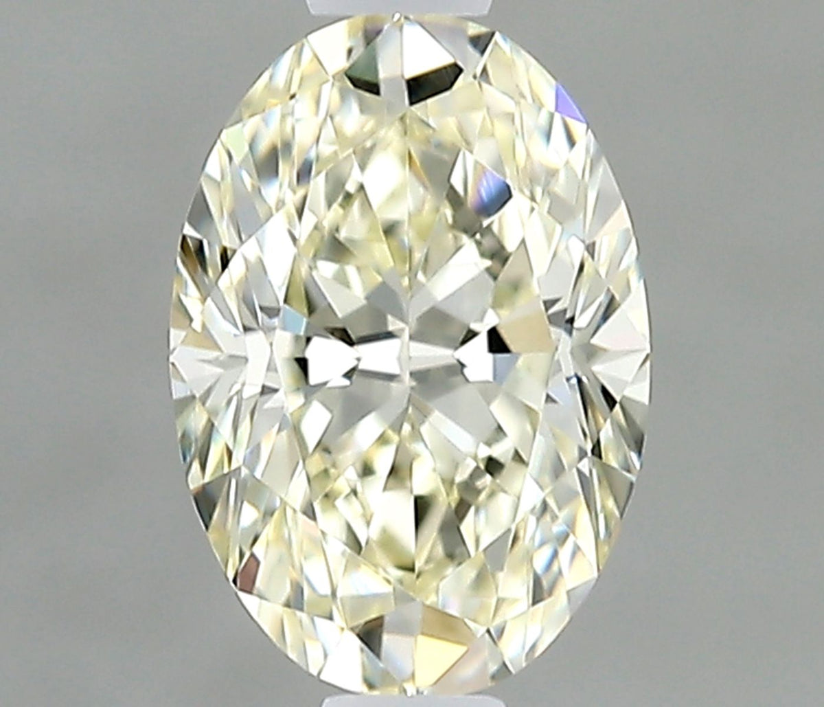 Diamante Naturale Taglio Ovale 0.57ct EX/EX J VVS1 - IGI - 6.49x4.54x2.9mm