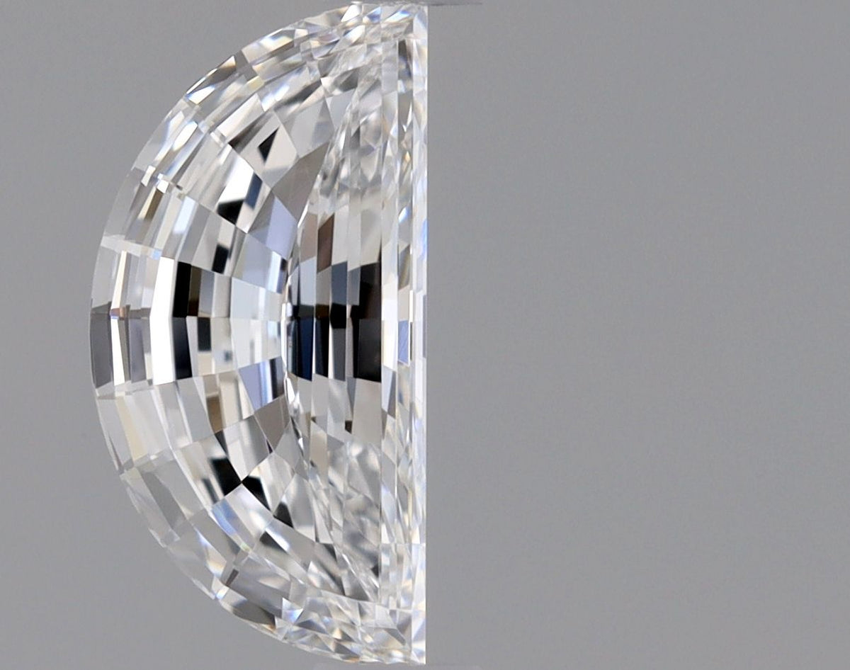 Diamante Naturale Taglio Mezzaluna 0.56ct VG/EX D VVS2 - GIA - 7.6x3.82x2.41mm