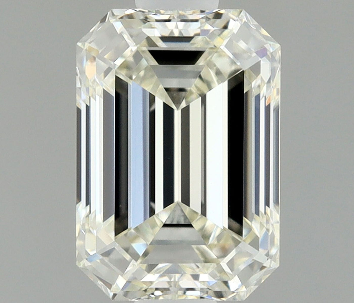 Diamante Naturale Taglio Smeraldo 0.75ct EX/EX J VVS2 - IGI - 6.18x4.31x2.95mm