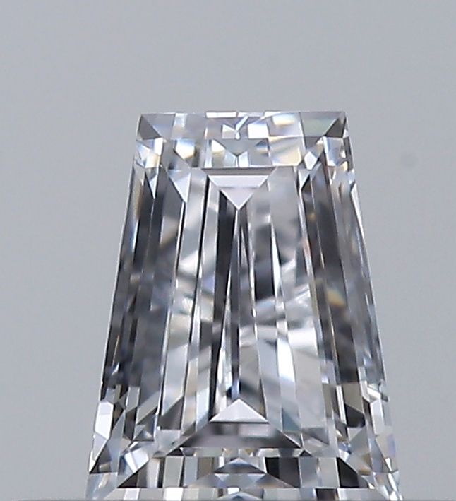 Diamante Taglio Baguette Scalata 0.3ct VG/VG D VVS2 - GIA - 4.6x3.65x2.21mm