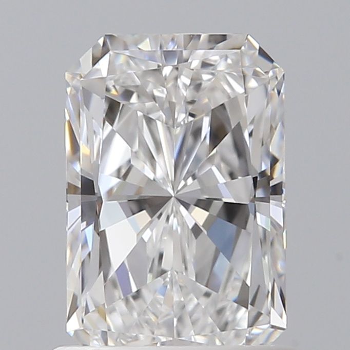 Diamante Naturale Taglio Radiant 1ct VG/EX D VS1 - GIA - 7.38x4.83x3.32mm