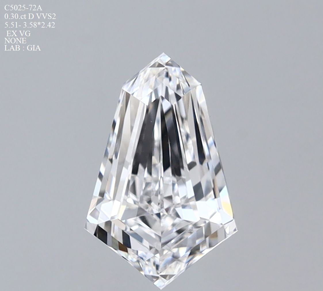 Diamante Naturale Taglio Aquilone 0.3ct VG/EX D VVS2 - GIA - 5.51x3.58x2.42mm