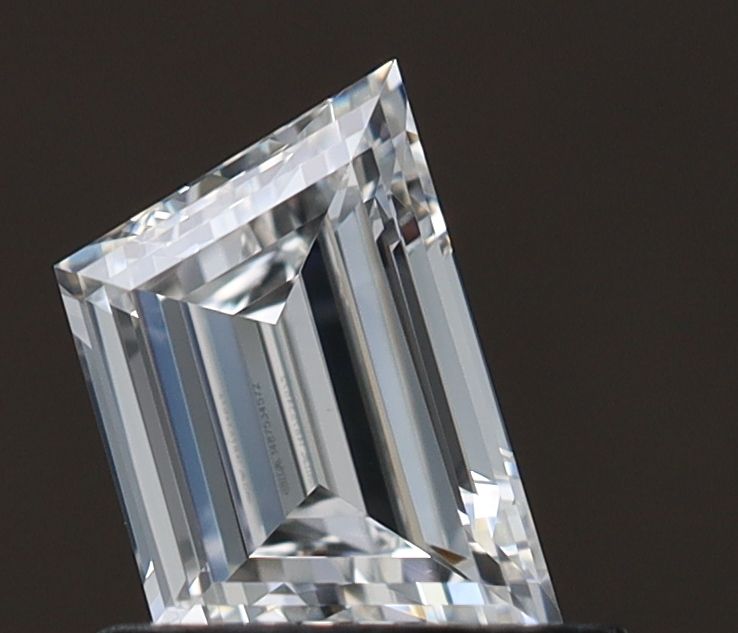 Diamante Naturale Taglio Trapezio 0.62ct EX/EX G VS1 - GIA - 4.26x6.65x2.57mm