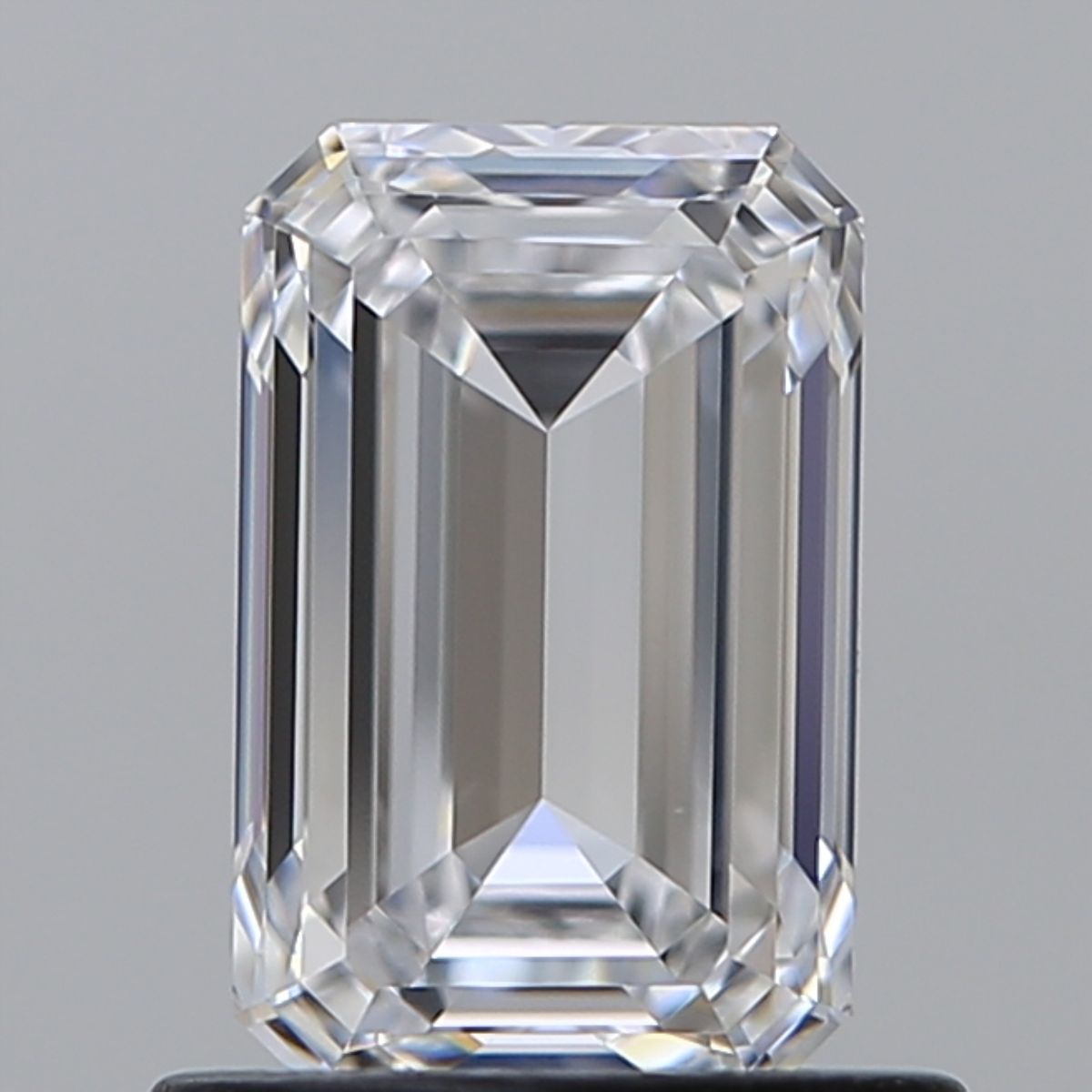 Diamante Naturale Taglio Smeraldo 1.01ct VG/EX D IF - GIA - 7.06x4.47x2.93mm