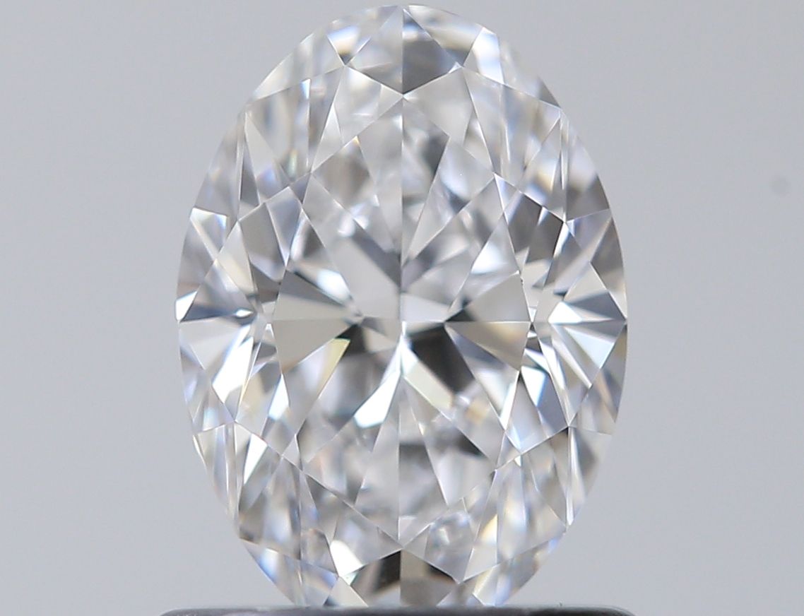 Diamante Naturale Taglio Ovale 0.8ct VG/EX D VVS1 - GIA - 7.31x5.16x3.23mm