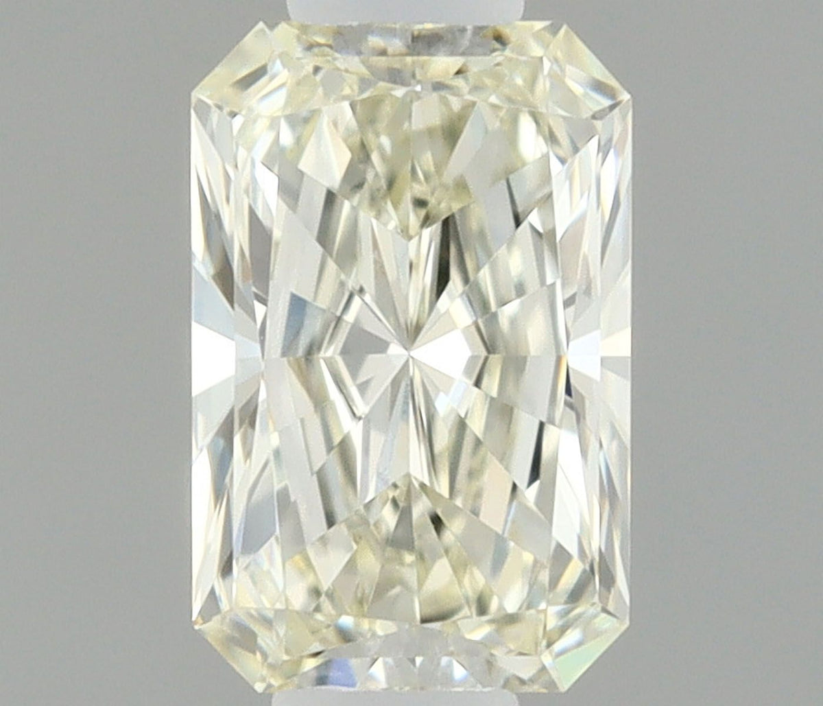 Diamante Naturale Taglio Radiant 0.3ct EX/EX J VVS2 - IGI - 4.93x3.23x2.09mm