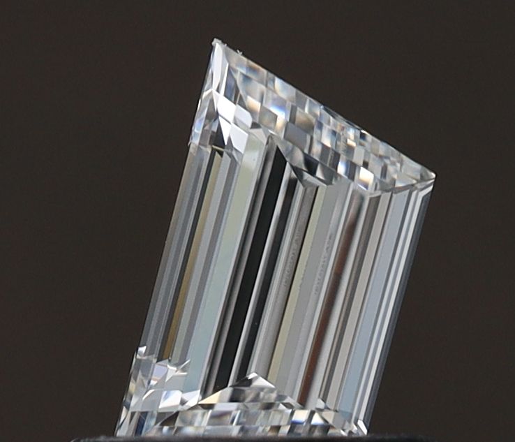Diamante Naturale Taglio Trapezio 0.56ct EX/EX F VS1 - GIA - 3.82x6.61x2.54mm