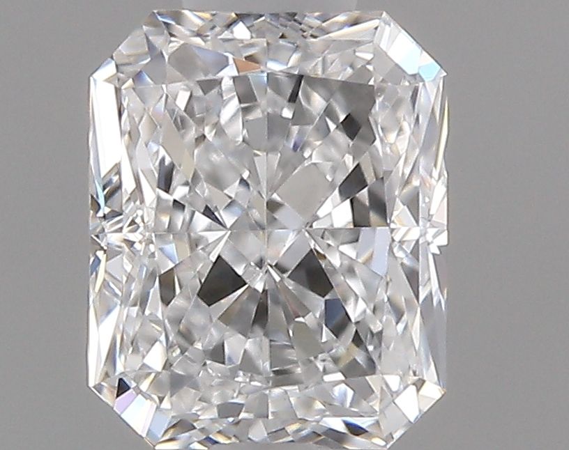 Diamante Naturale Taglio Radiant 0.7ct EX/VG D VVS1 - GIA - 5.38x4.38x3.05mm