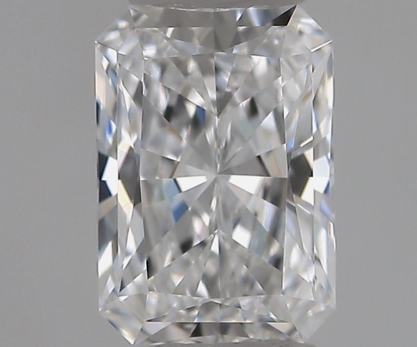 Diamante Naturale Taglio Radiant 0.45ct VG/EX D VVS1 - GIA - 5.59x3.9x2.49mm