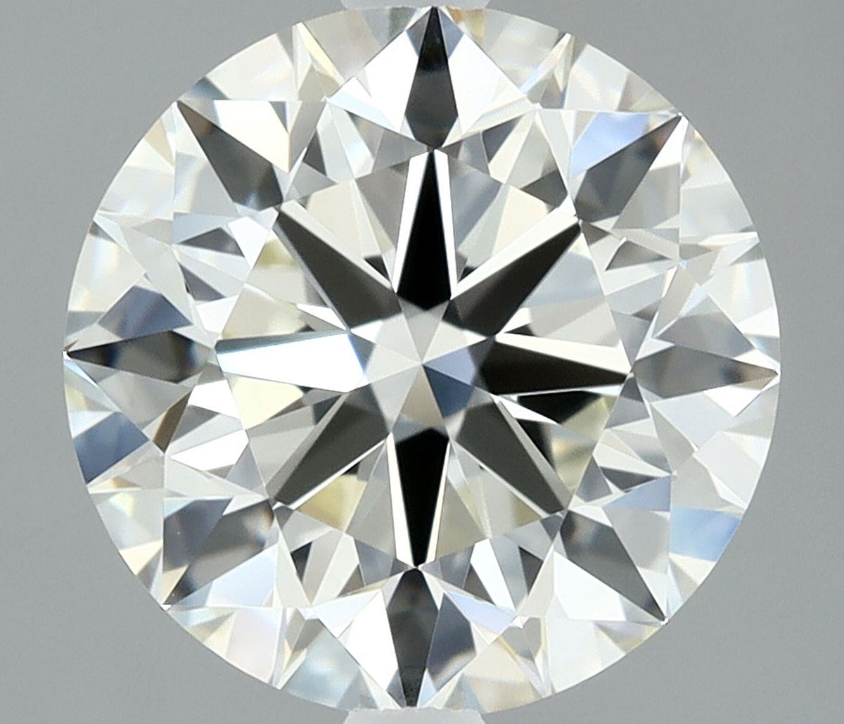 Diamante Naturale Taglio Brillante 2.12ct 3EX J VVS1 - IGI - 8.12x8.16x5.1mm