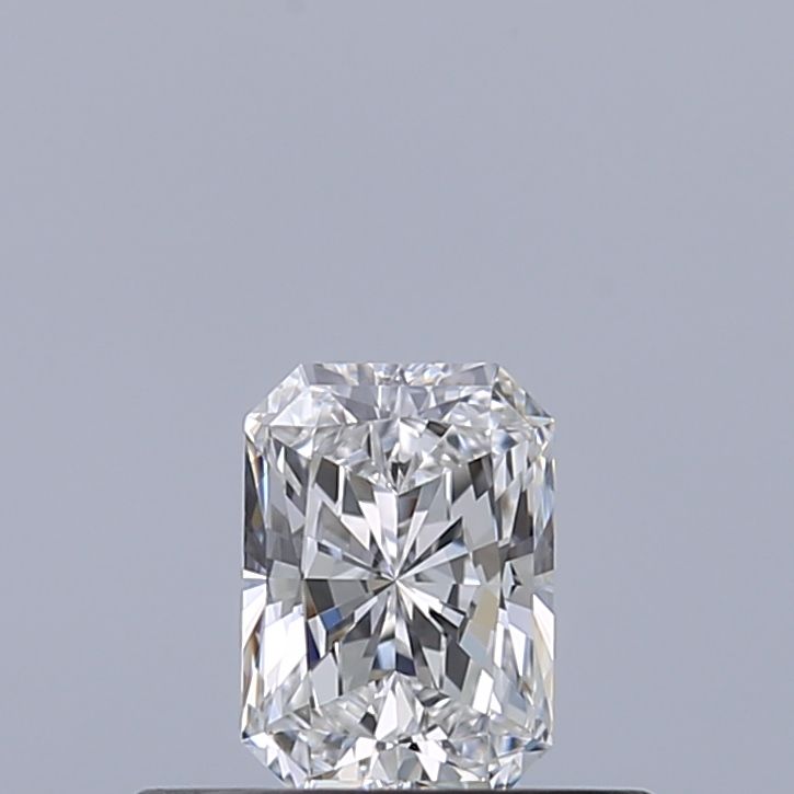 Diamante Naturale Taglio Radiant 0.31ct EX/EX D VS1 - GIA - 4.8x3.41x2.25mm