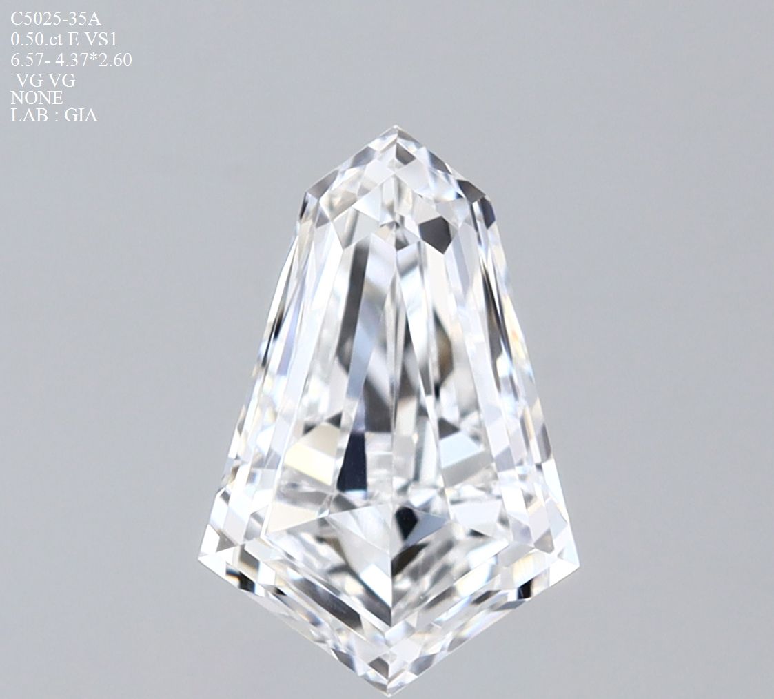 Diamante Naturale Taglio Aquilone 0.5ct VG/VG E VS1 - GIA - 6.57x4.37x2.6mm
