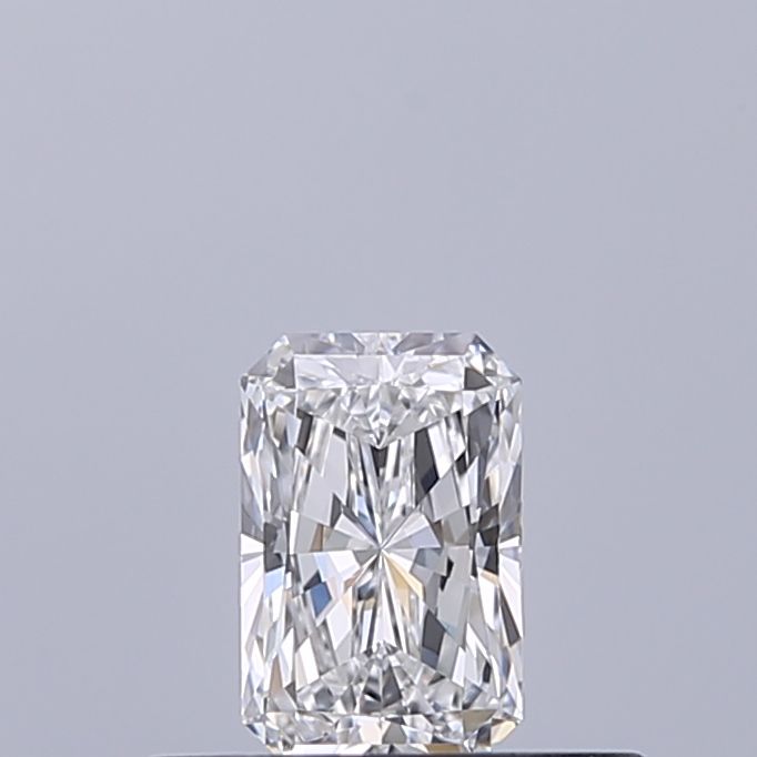 Diamante Naturale Taglio Radiant 0.3ct VG/EX E VVS2 - GIA - 4.95x3.2x2.16mm