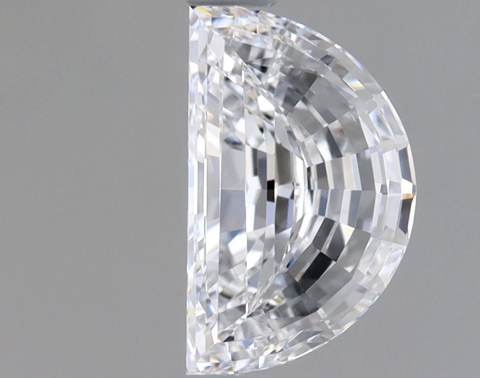 Diamante Naturale Taglio Mezzaluna 0.7ct VG/VG D VVS1 - GIA - 6.99x4.3x2.95mm