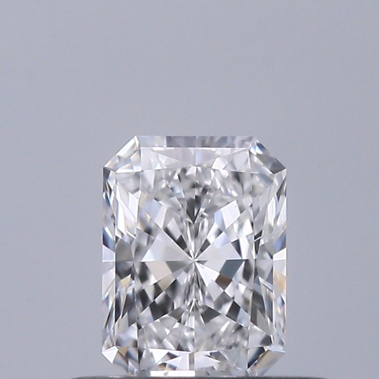 Diamante Naturale Taglio Radiant 0.38ct VG/EX D VVS1 - GIA - 4.97x3.67x2.48mm