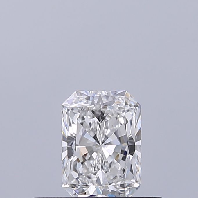 Diamante Naturale Taglio Radiant 0.31ct EX/EX E VVS2 - GIA - 4.79x3.47x2.28mm