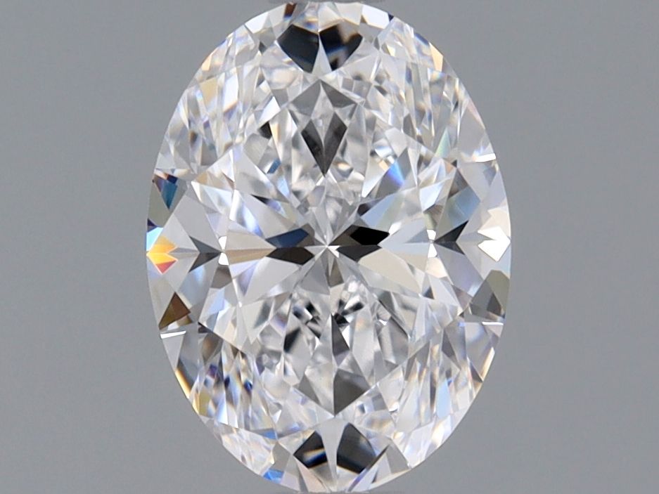 Diamante Naturale Taglio Ovale 0.9ct VG/EX D VVS2 - GIA - 7.34x5.35x3.47mm