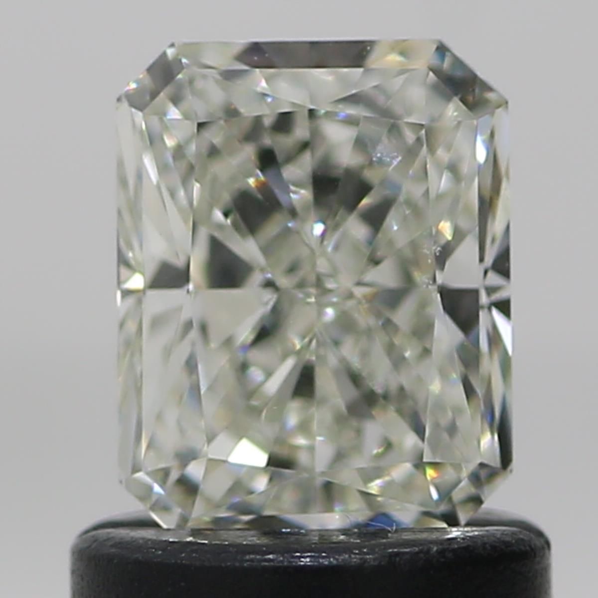 Diamante Naturale Taglio Radiant 0.89ct VG/EX J VS2 - GIA - 6.17x4.88x3.33mm