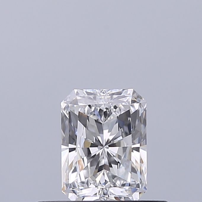 Diamante Naturale Taglio Radiant 0.4ct VG/EX D VVS1 - GIA - 4.9x3.64x2.51mm