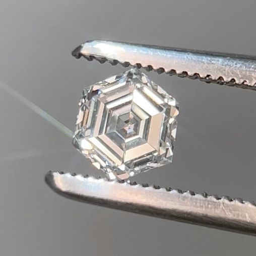 Diamante Naturale Taglio Esagonale 0.5ct VG/EX D VVS2 - GIA - 5.18x4.55x2.88mm